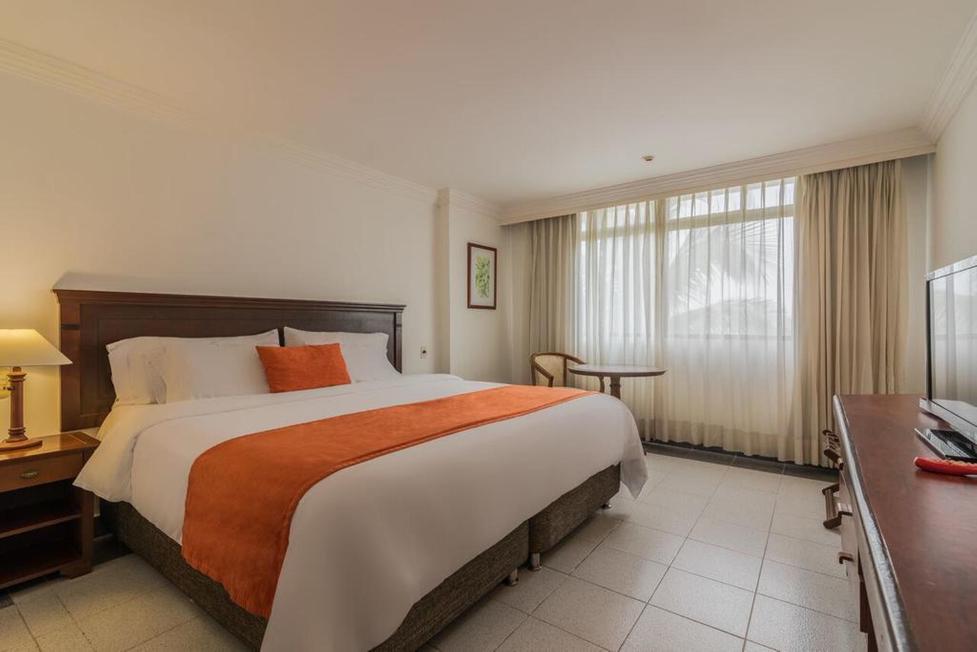 Hotel Faranda Express Puerta Del Sol Barranquilla, A Member Of Radisson Individuals Barranquilla  Exterior photo