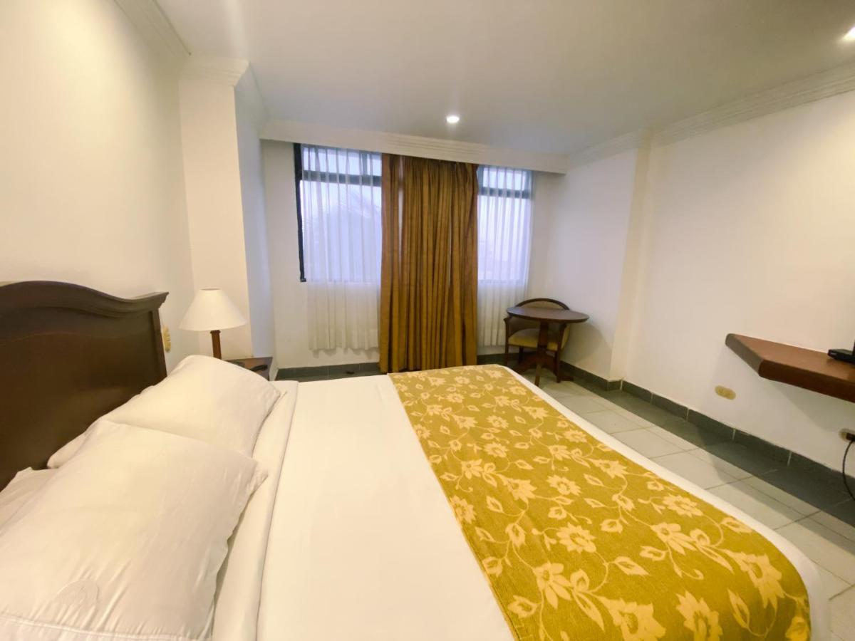 Hotel Faranda Express Puerta Del Sol Barranquilla, A Member Of Radisson Individuals Barranquilla  Exterior photo